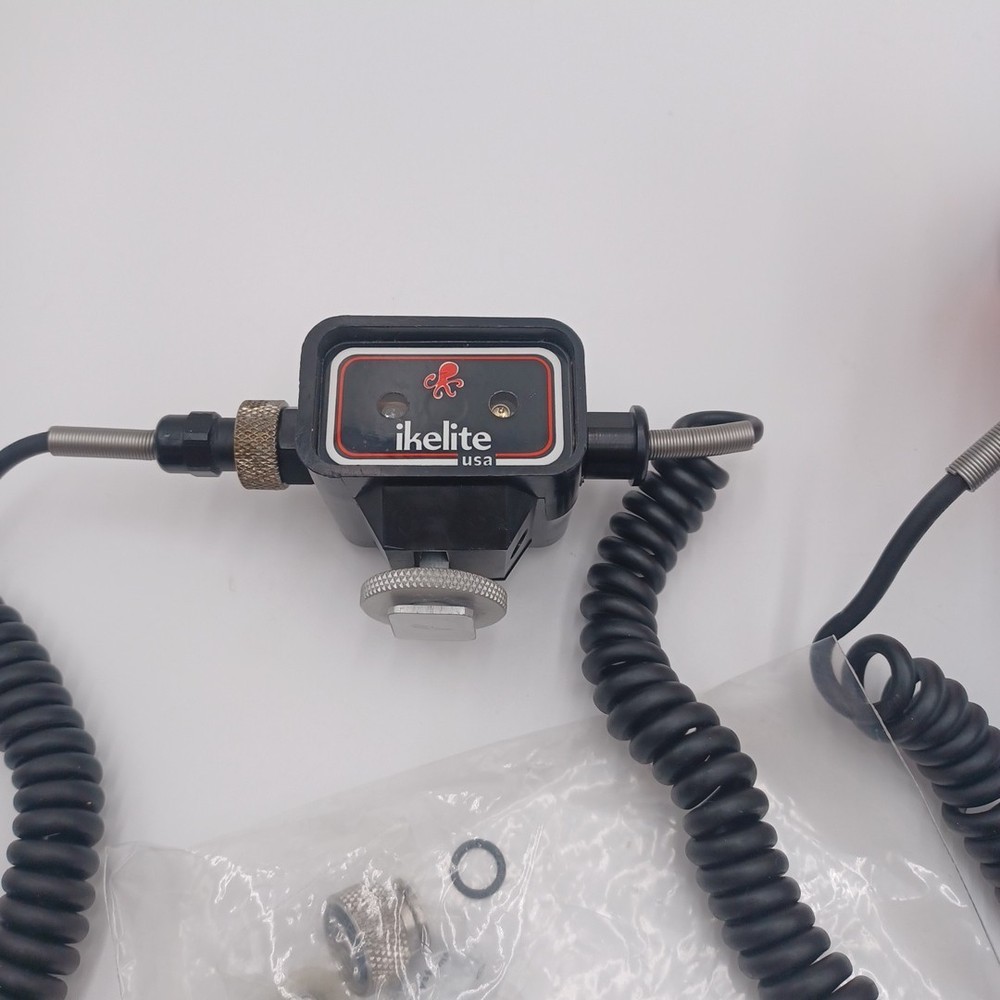 Scuba! Ikelite Substrobe MS underwater camera strobe and Camera Mount And Extras