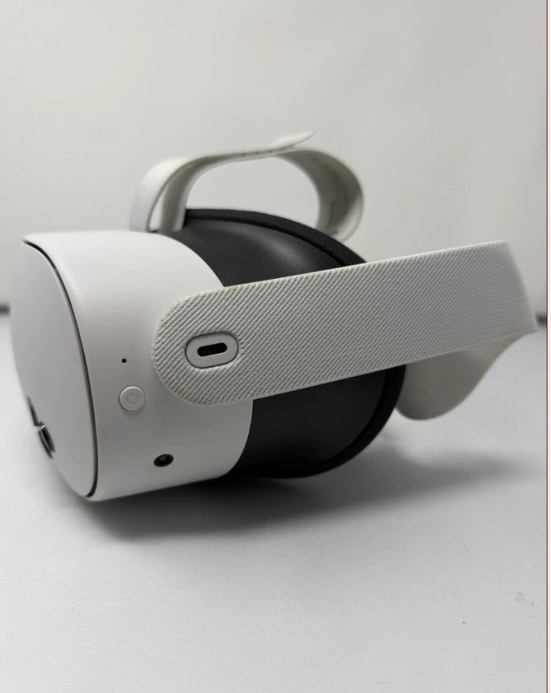 Meta Oculus Quest 3S 128gb HEADSET ONLY No Controllers - Excellent Replacement