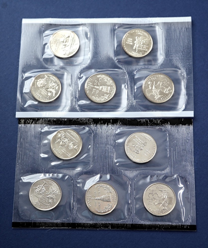 2000 & 2001 P & D STATE QUARTER MINT SETS, 20 GEM BU Quarters