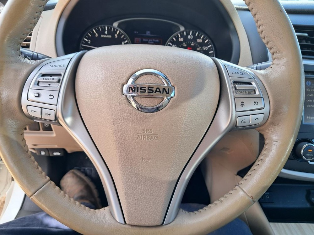 ALTIMA 2017 Glove Box 5000456