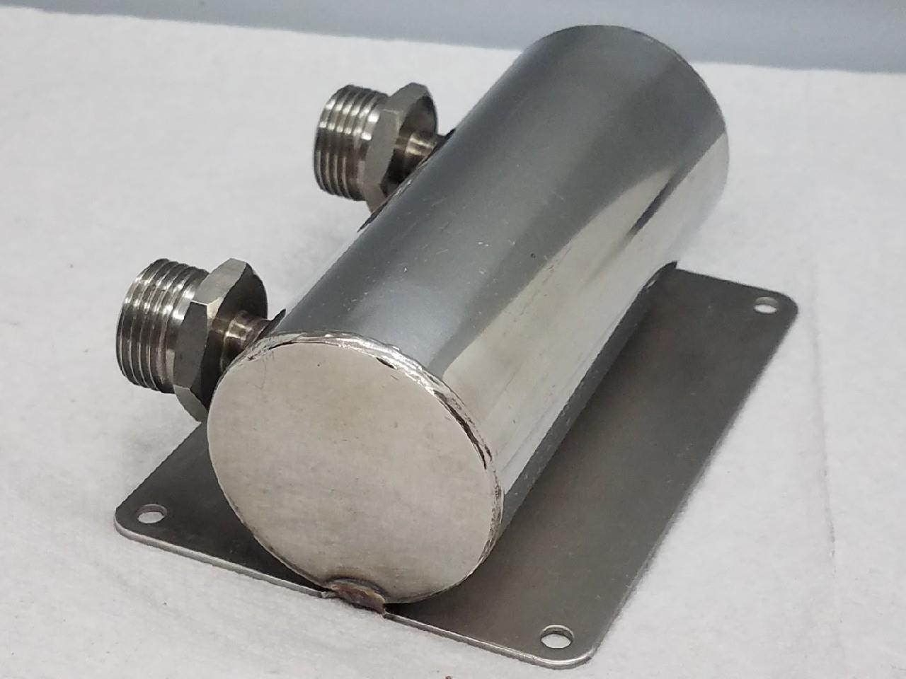 Micro Matic 2-Way Beer Manifold w/One 1/2" Barbed Fitting 2837