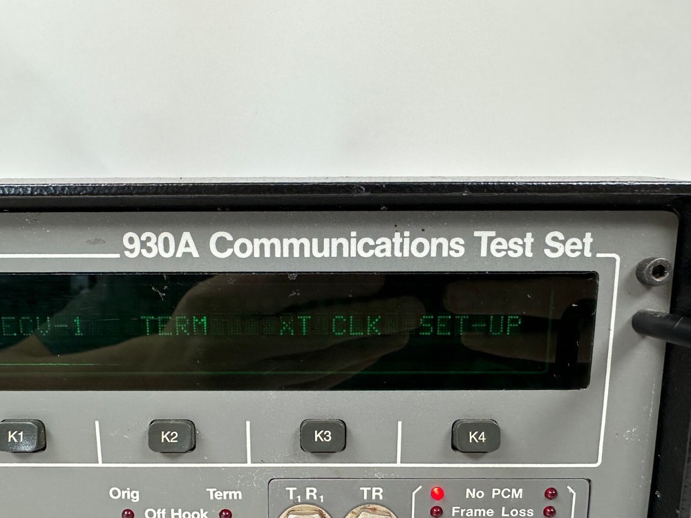 Sage Instruments 930A Communications Test Set