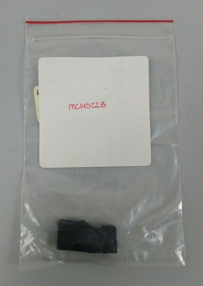 MC14522B CP J8314 4-bit Down Counters