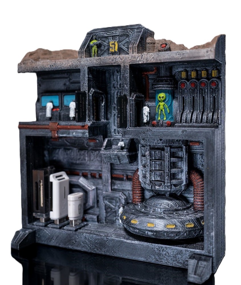 Area 51 UFO Base 3D Printed Sci-Fi Storage Display Diorama PLA Decor Model