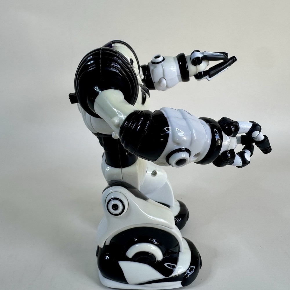 WowWee Robosapien Mini 7” Robot White Black Interactive No Remote 2004
