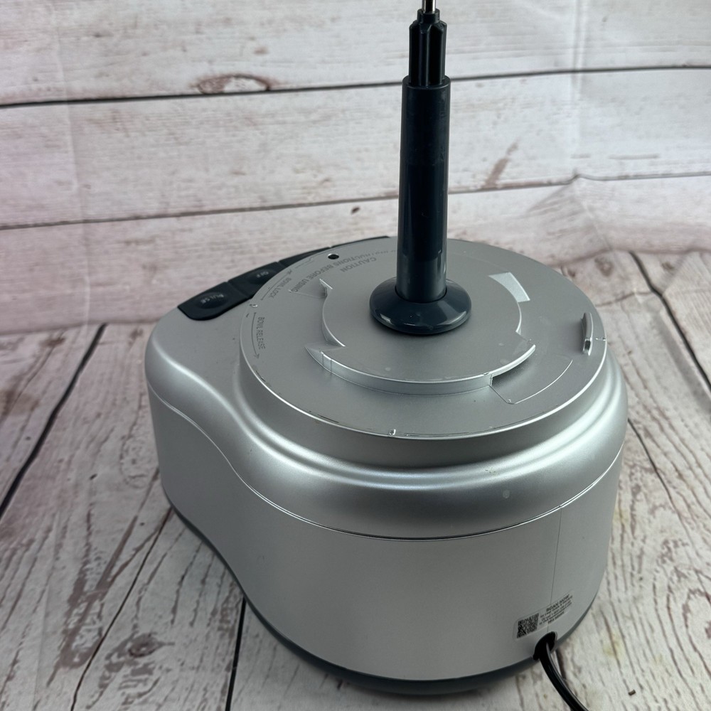 Cuisinart Elemental 8 Cup Food Processor FP 8 Replacement Motor Base Only