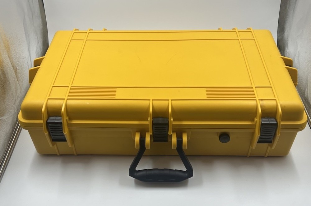 Giant Rugged Trading Card Electronics Carrying Case Storage Used