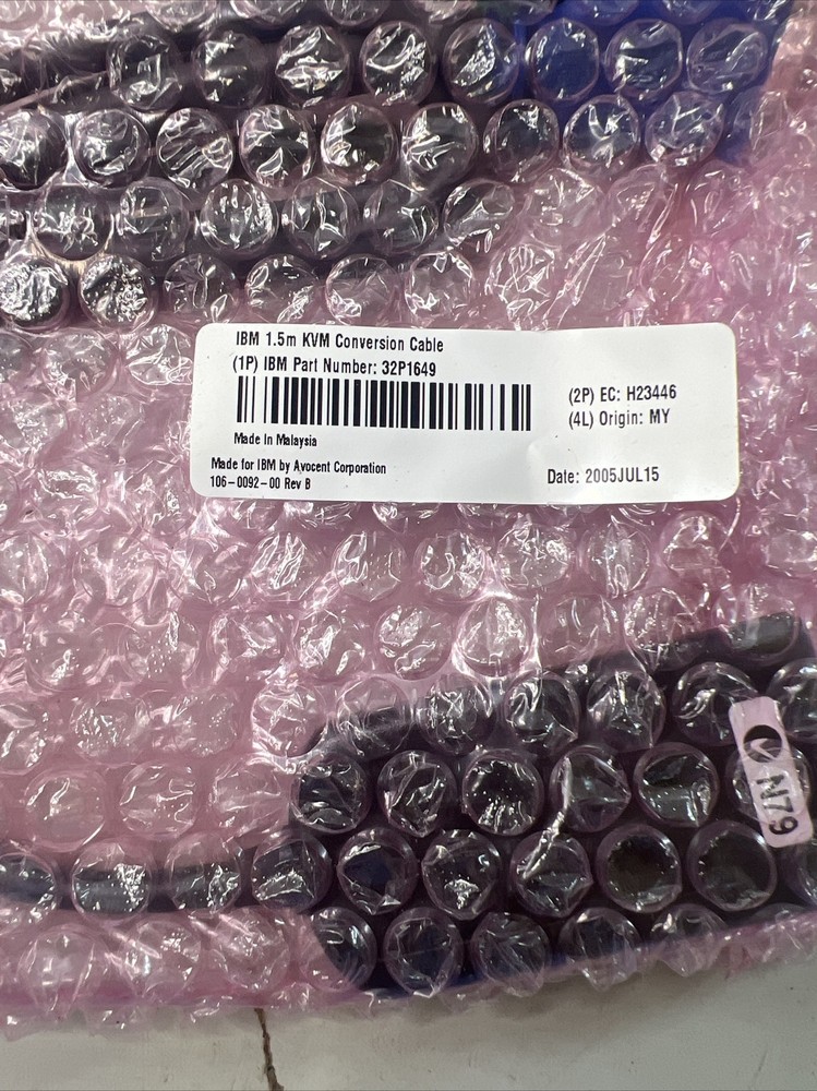 IBM 1.5m KVM Conversion Cable 32P1649