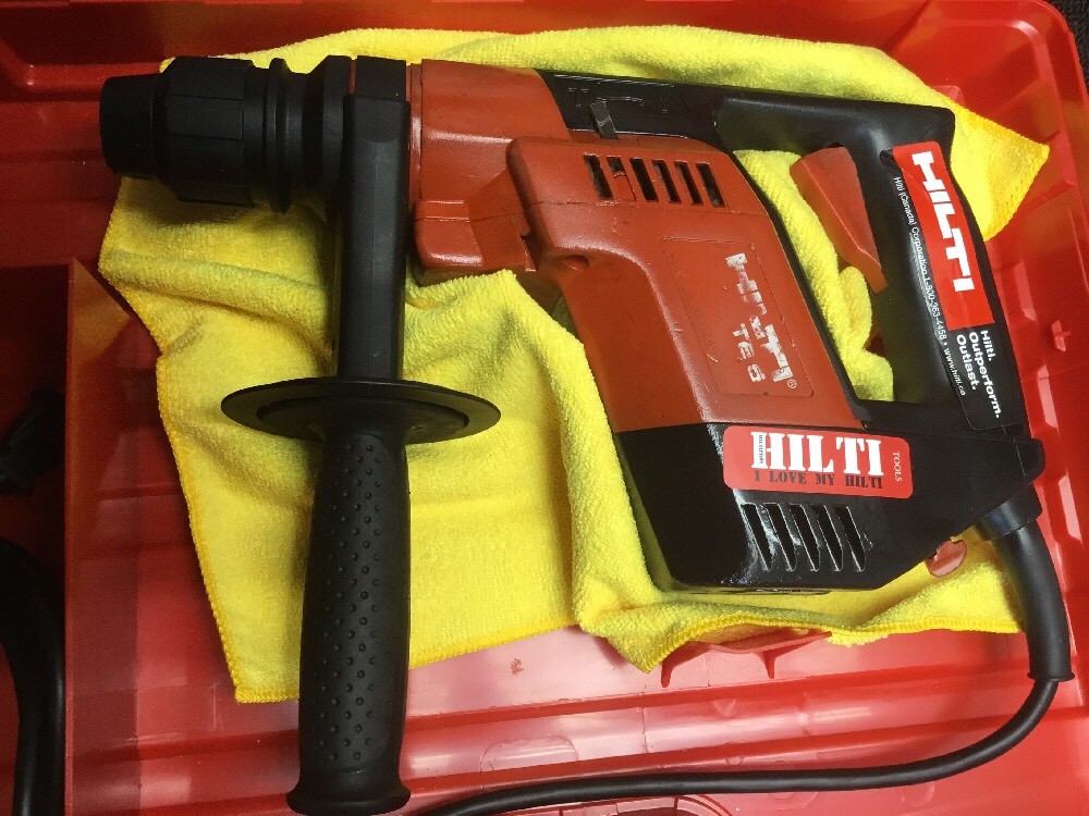 HILTI TE 5 HAMMER DRILL, FREE SID 2-A, REINFORCED HANDLE, BITS, FAST SHIP