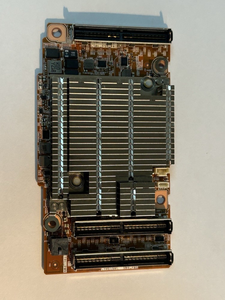 Dell PERC H975i Front Controller Card 2PG59 -PERC13 No Power Pack