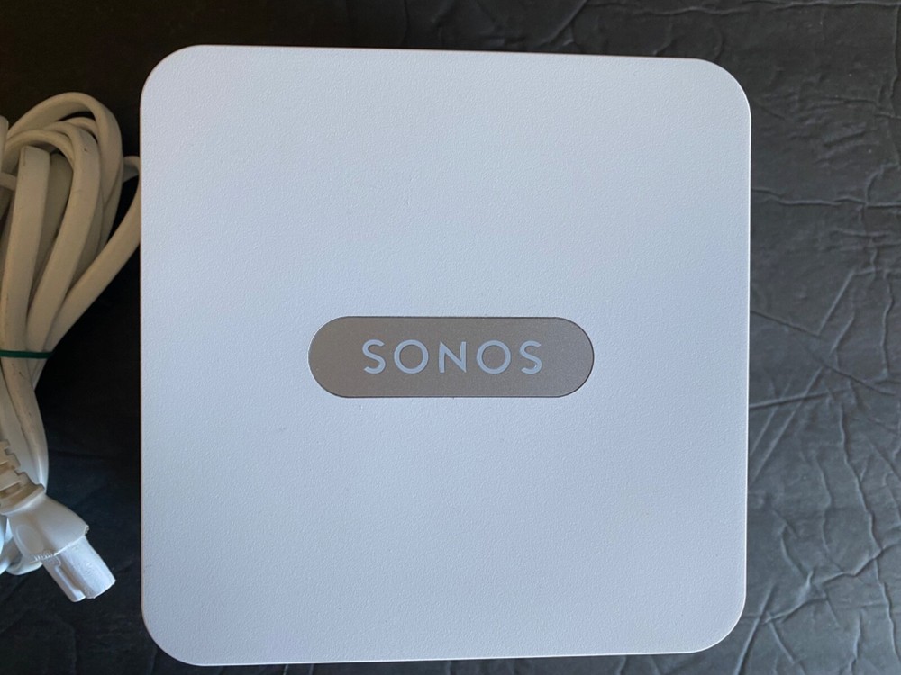 Sonos Connect Digital Media Streamer With Cables