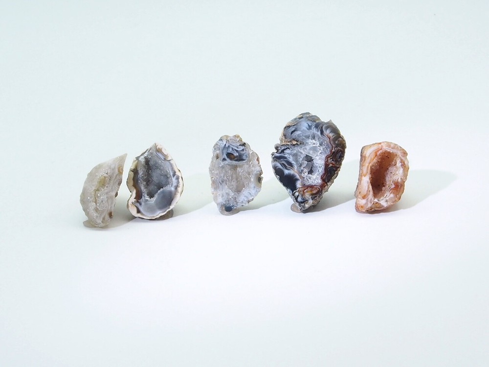 Agate Geode Halves 54.8 g