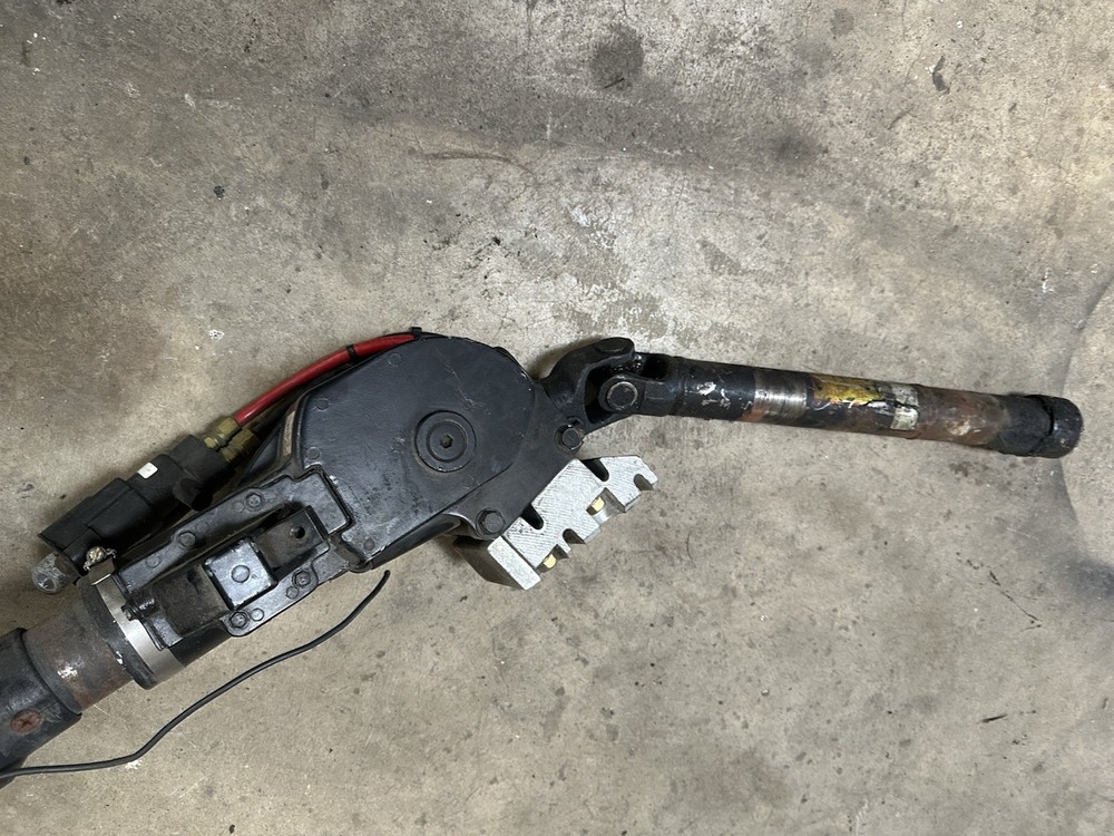 Freightliner FLD120 Steering Column - Used