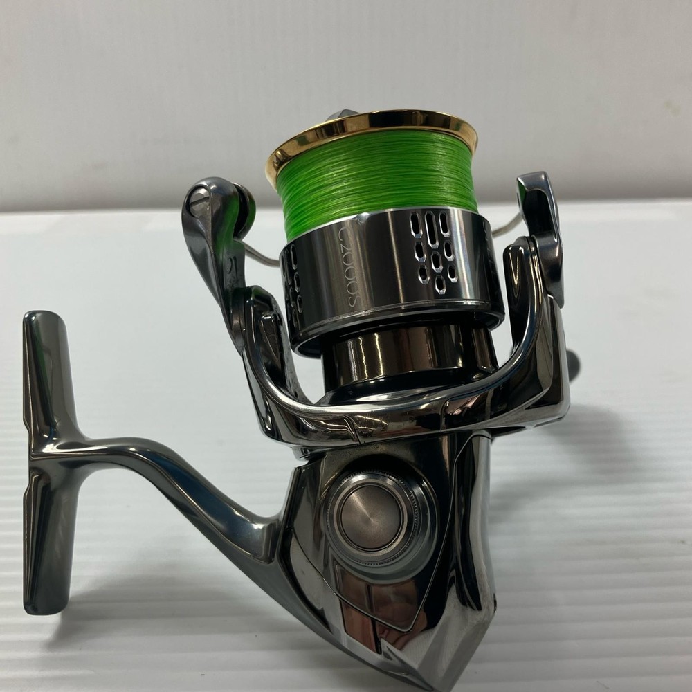 SHIMANO Spinning reel 18 Stella C2000S 03798