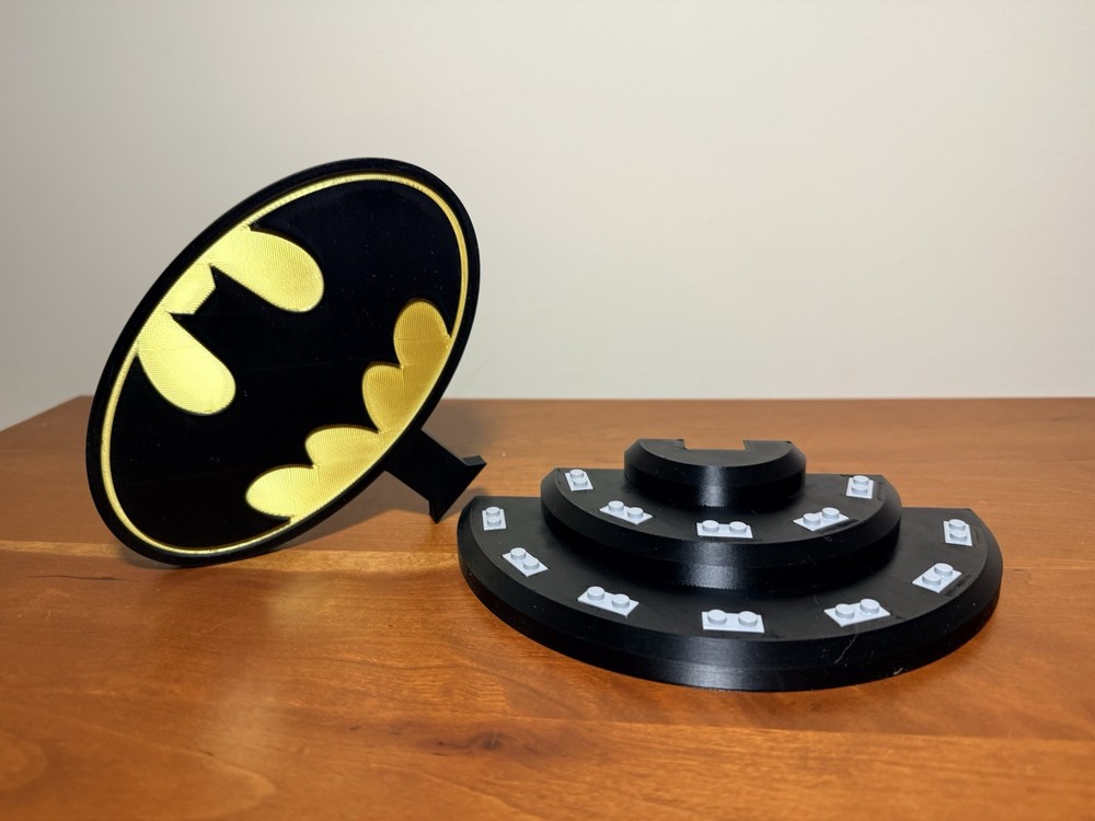 Lego Batman Minifigure Stand