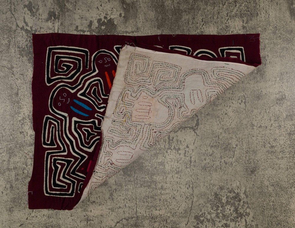 Classic Design Maroon Conga Dance Mola