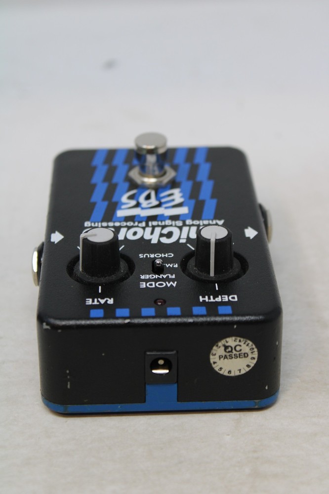 EBS Unichorus Chorus Flanger Modulation Bass Effects Pedal Unit Only