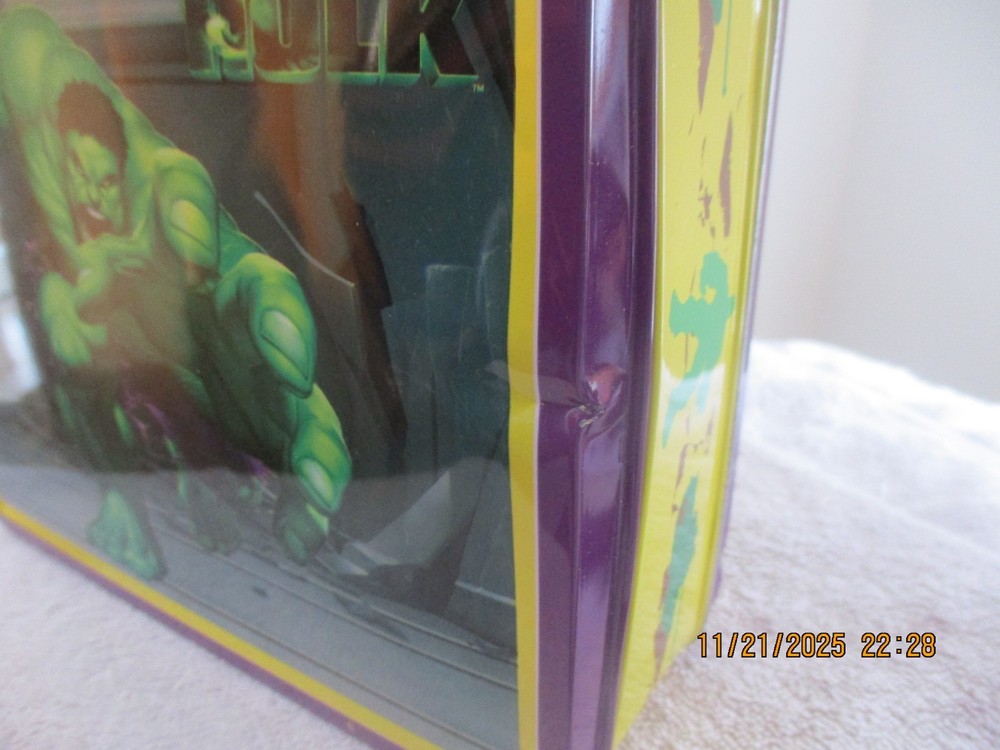 HULK TIN LUNCHBOX