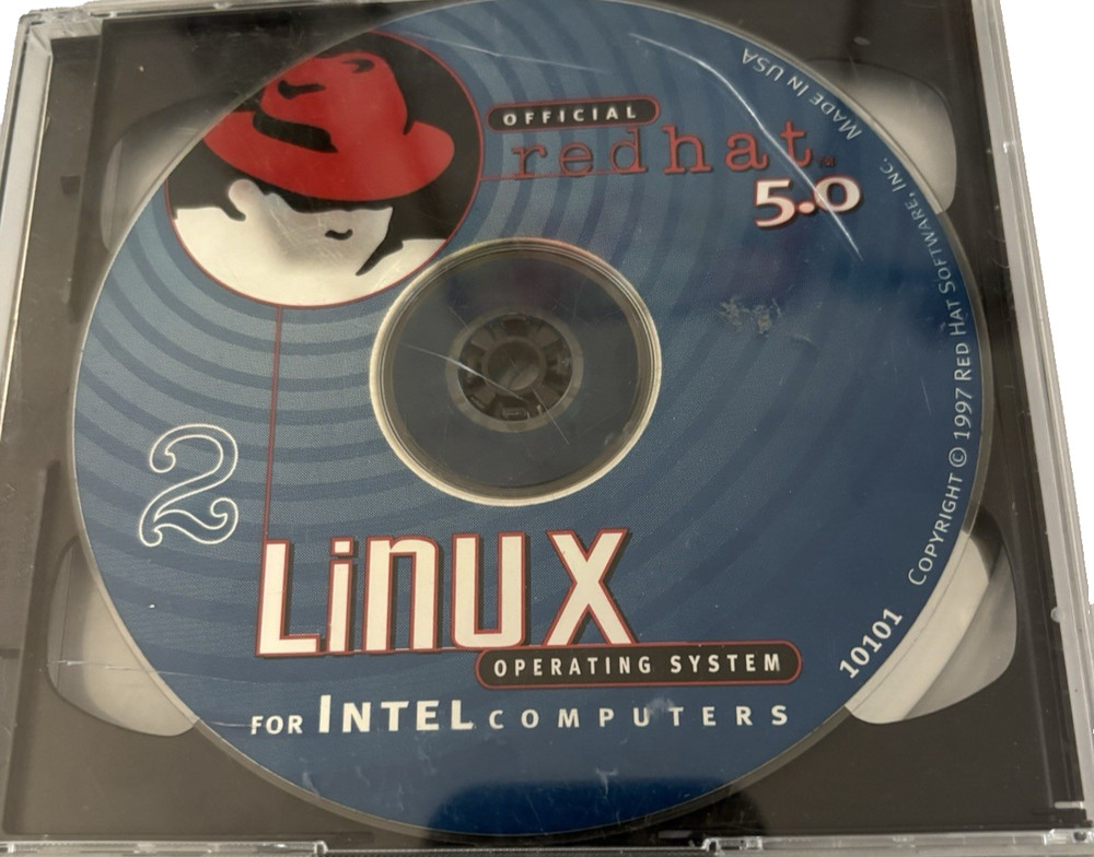 The Complete Redhat Linux 5 Operating System - 2 CD-ROMs