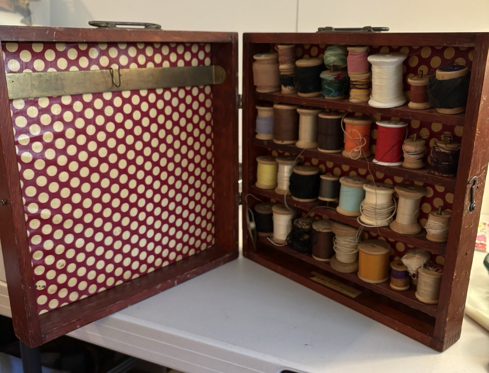 Vintage Case Full Of Wooden Spools Of Thread