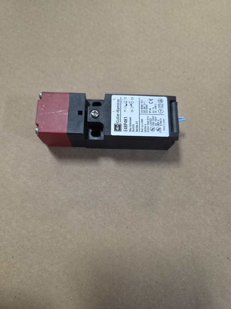 EATON E48P4K1 Series A1 Key Interlock Switch