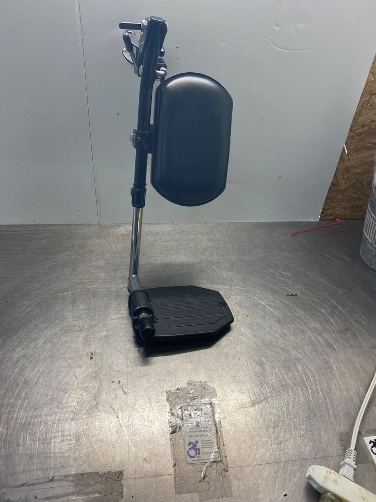 Universal Wheelchair  articulating / Elevating Leftside Legrest (E1/#7)