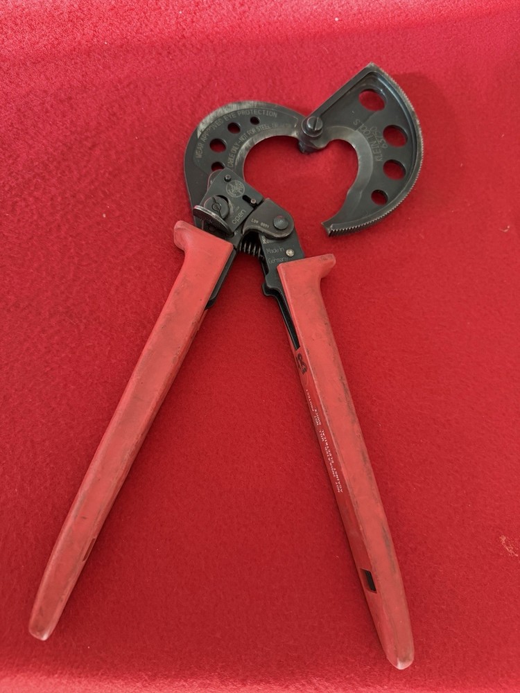 Klein Tools #63750 Ratcheting Cable Cutter (broken Tip)