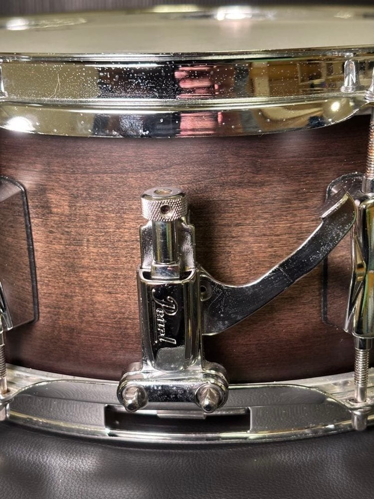 Pearl Decade Maple 14 inch snare drum