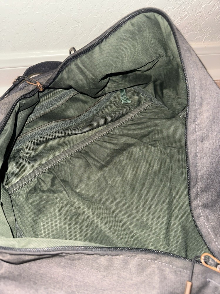 THULE Vea Backpack 21L Multi-Compartment Laptop Duffel Sling Bag Gray Black