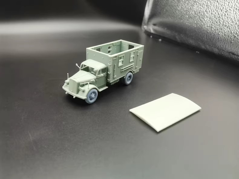 3D Printing Model 1/72 German Opel Command Vehicle Model Unpainted
