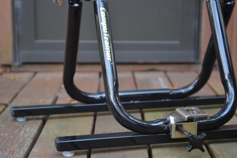 Racermate Computrainer modern stand black