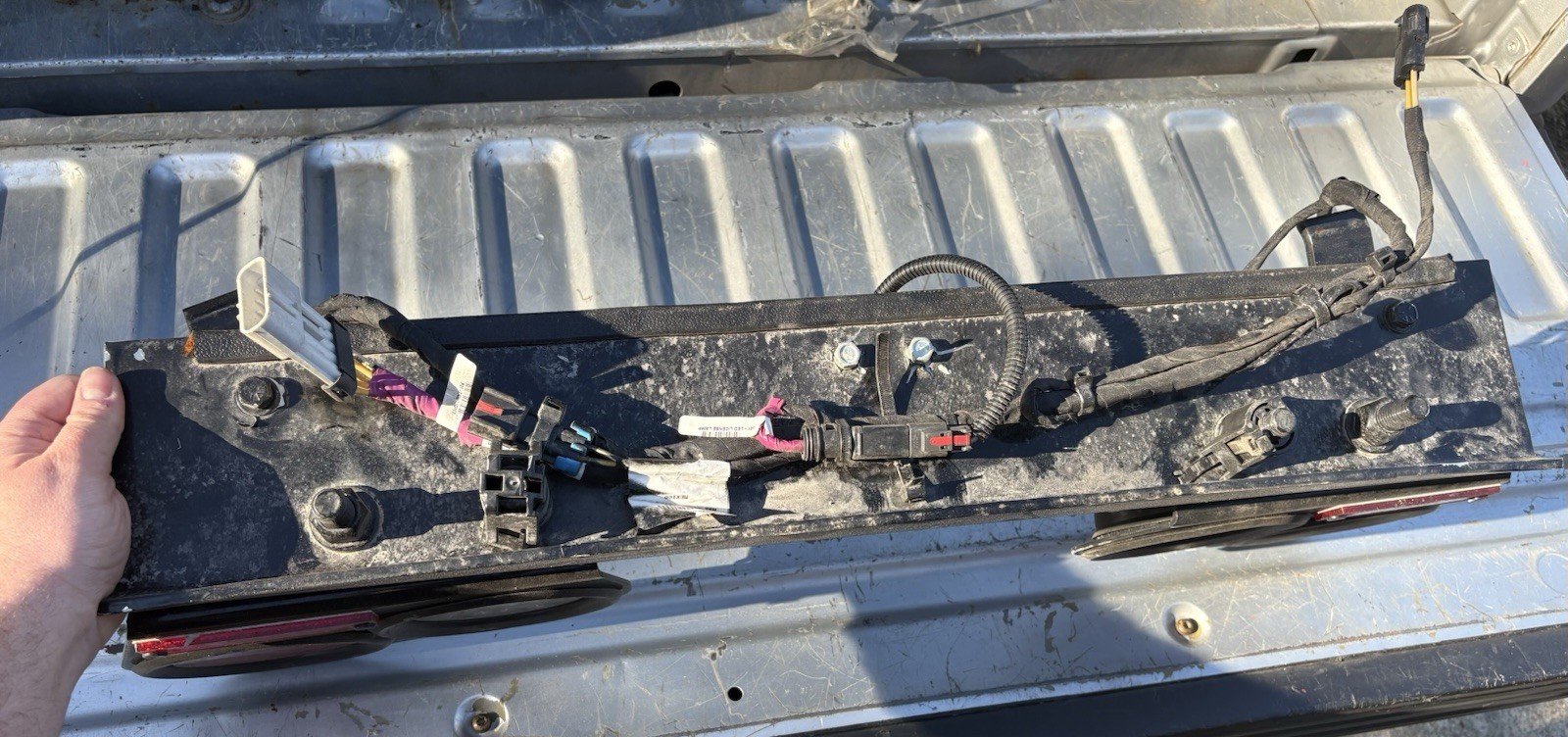 International PROSTAR Tail Panel Rear Tail Light Assembly Optronics Peterbilt