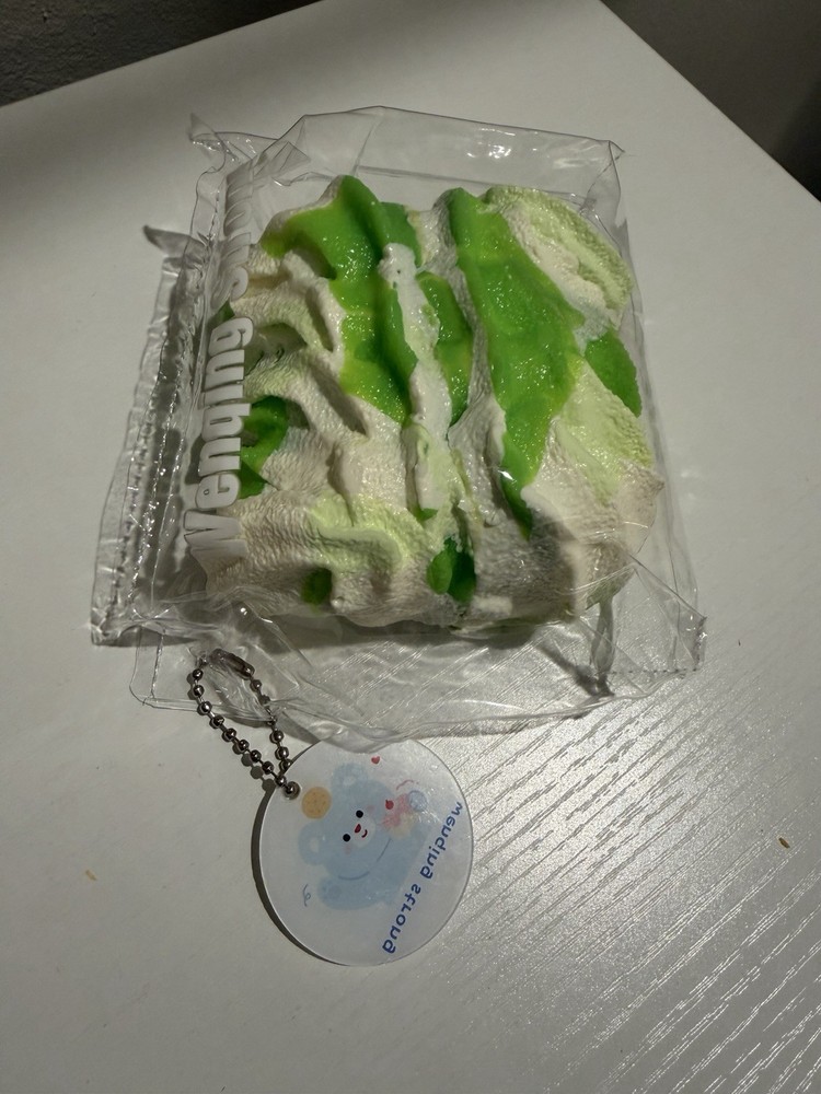 WenQing Strong Cream roll Taba Squishy
