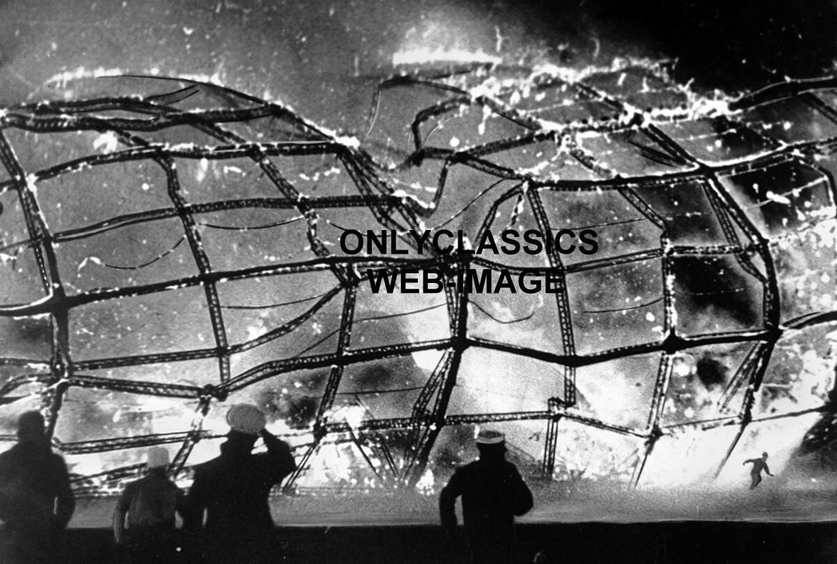 GERMAN AIRSHIP HINDENBURG DIRIGIBLE 34-4X6 PHOTOS LAKEHURST NJ AVIATION MILITARY