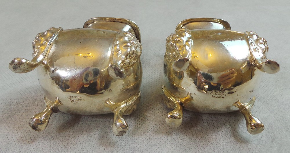 VINTAGE VICTORIAN SHEFFIELD SILVERPLATE FOOTED SALT & PEPPER SHAKERS