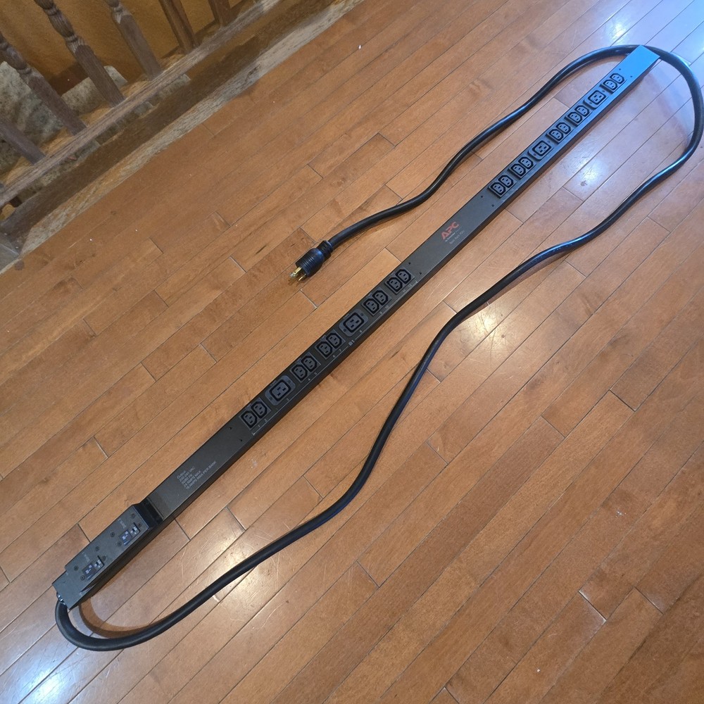 APC AP7541 Rack PDU, Basic, Zero U, 30A, 200/208V, (20)C13 & (4)C19