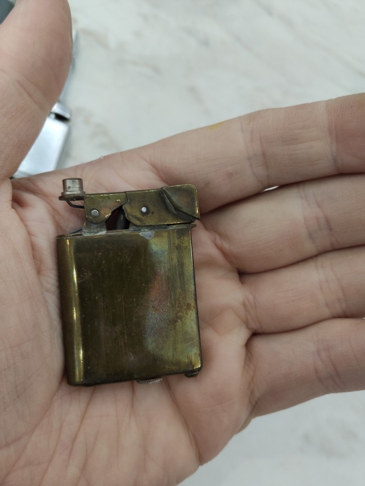 Vintage lighter "Notes" Collectible Lighter Untested