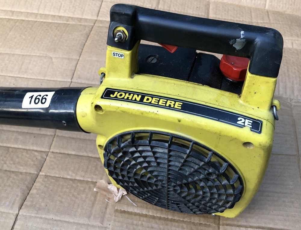 John Deere 2E Leaf Blower vintage