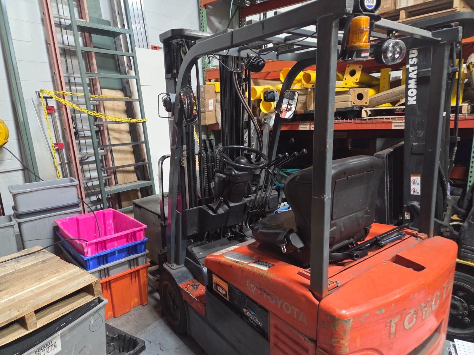 2008 Toyota Forklift model 7FBEU15 serial #19732 fork positioning 26066hrs
