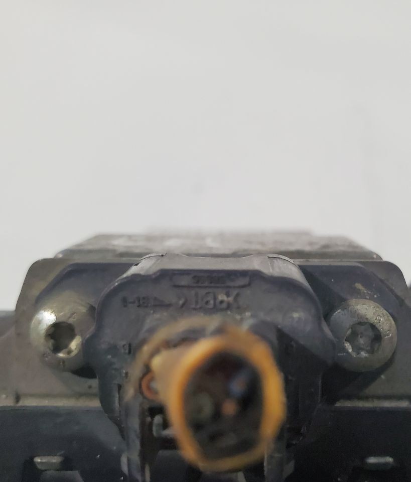 2013 2014 2015 Mazda CX-9 OEM Left Rear Blind Spot Radar TD7467Y40B