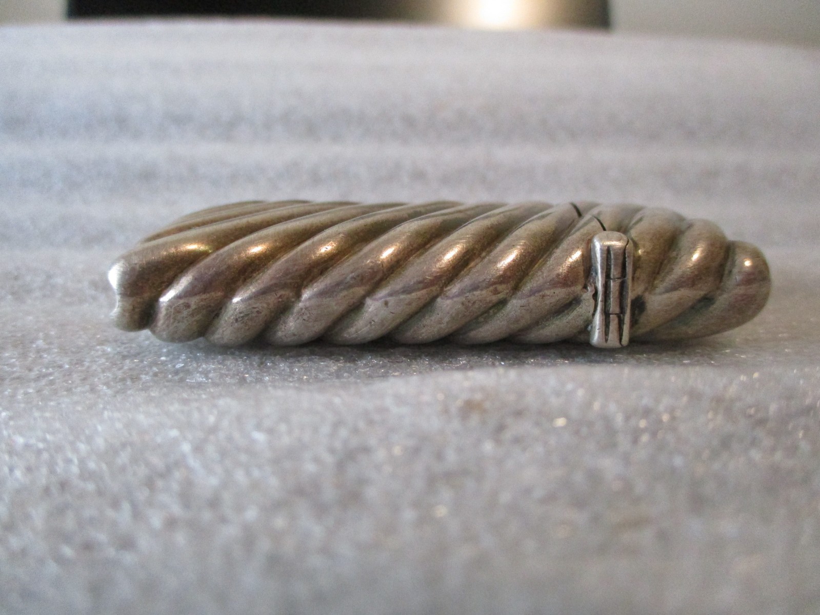 VINTAGE STERLING SILVER VESTA CASE MATCH SAFE SWIRL TEXTURED 1920s - 34.04g