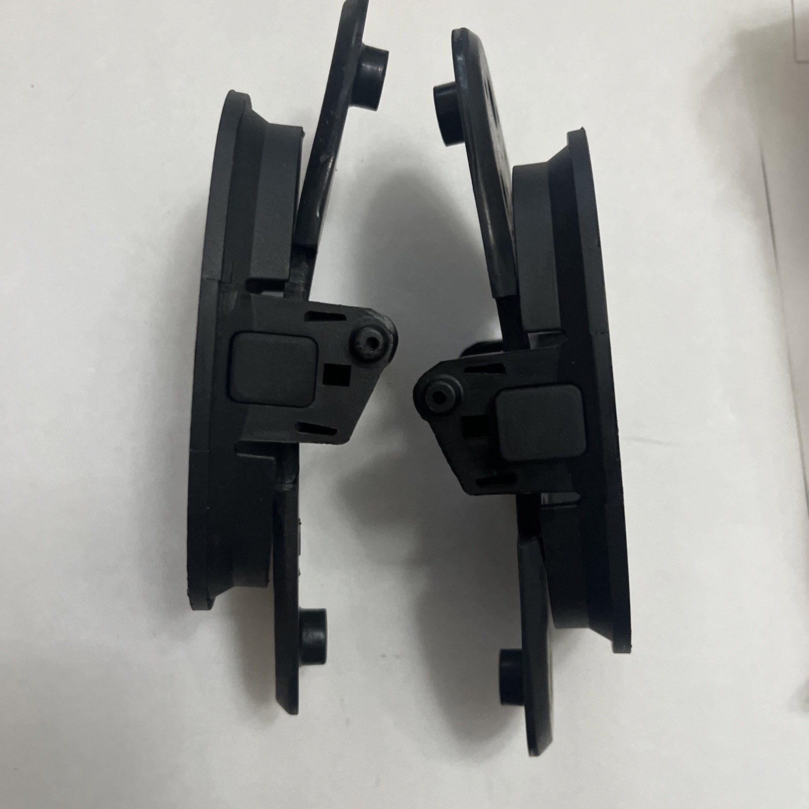 1982-1996 Exhaust Flappers Water Shutters Sierra 18-2732-9 Pair 807166A3 BIN