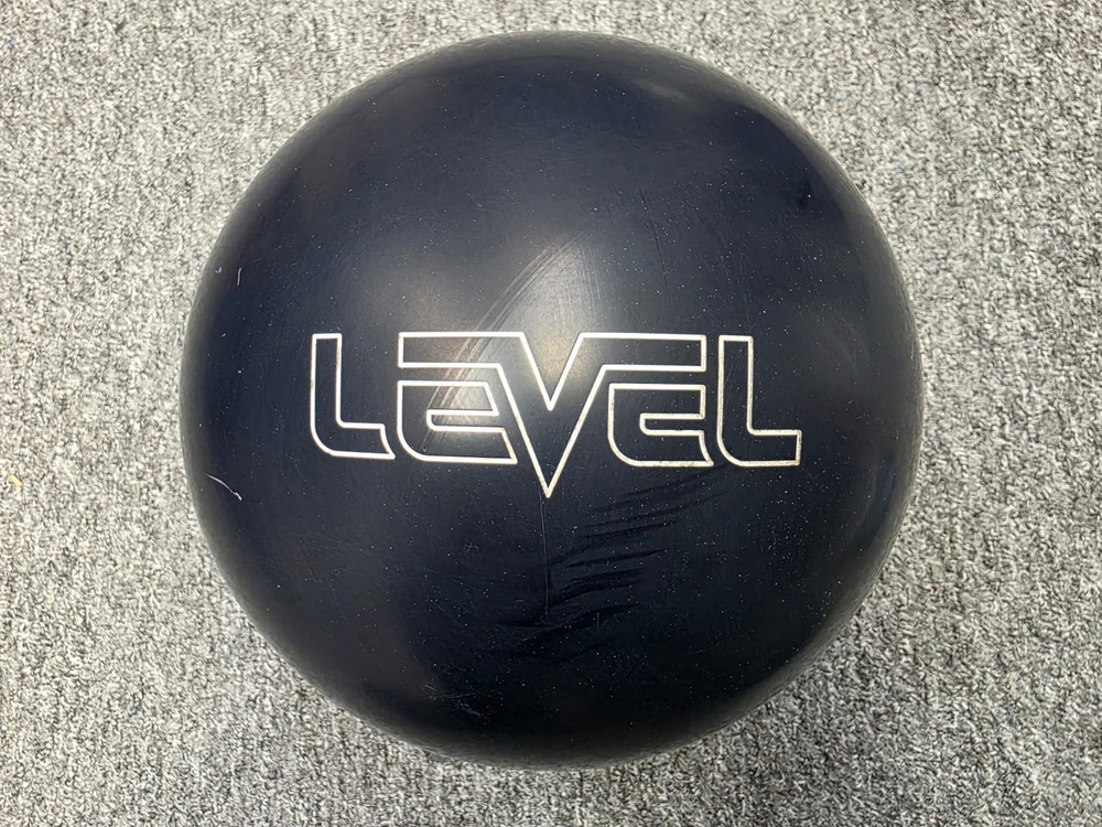 15 lbs USED Storm LEVEL bowling ball