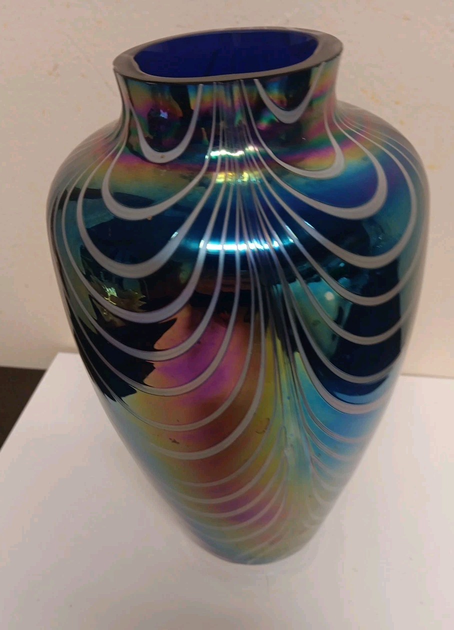 Vintage Vandermark Pulled Feather Iridescent Vase 9" H