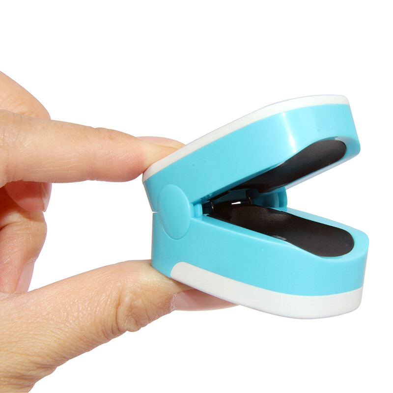 Finger Tip Pulse Oximeter SpO2 Heart Rate monitor blood oxygen Sensor Meter O2