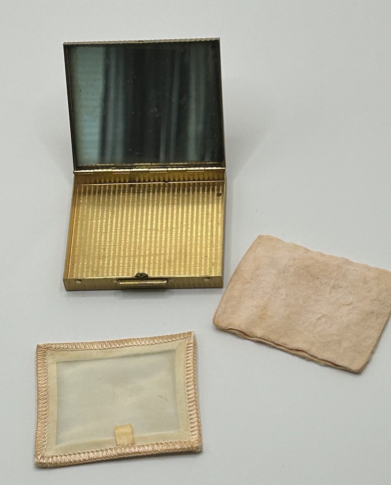 Vintage Gold Tone Powder Compact With Mirror Pad & Sifter Makeup Vanity