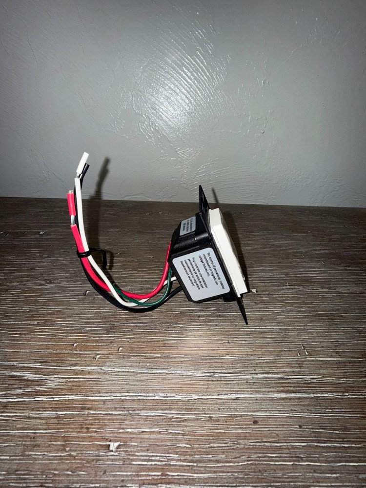 Crestron CLW-DIM4RFW