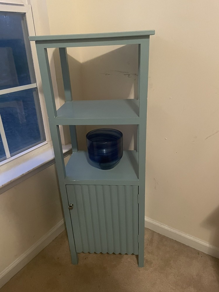 Baby blue book stand