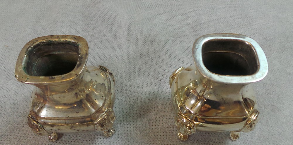 VINTAGE VICTORIAN SHEFFIELD SILVERPLATE FOOTED SALT & PEPPER SHAKERS