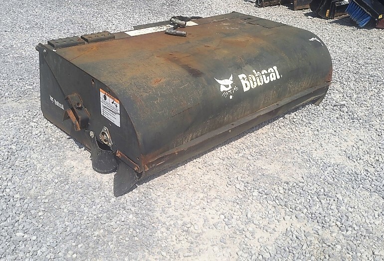 Used 2018 72'' Bobcat Sweeper for Skid Steer Quick Connect Mount